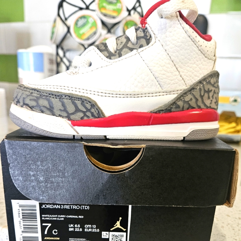 Toddler Jordan 3 Retro Curry Cardinal Red